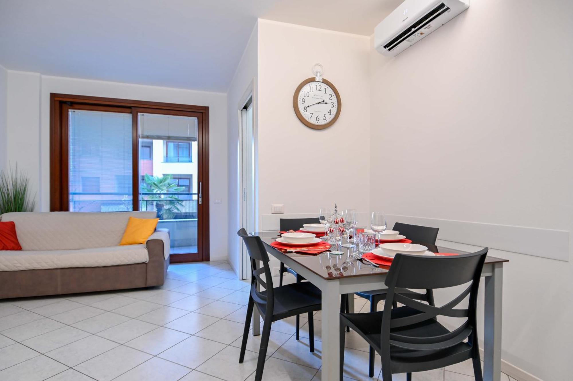 Bilocale Chic, 10 Min Aeroporto Milano-Bergamo, Box Auto E Aria Condizionata Apartment Seriate Ngoại thất bức ảnh