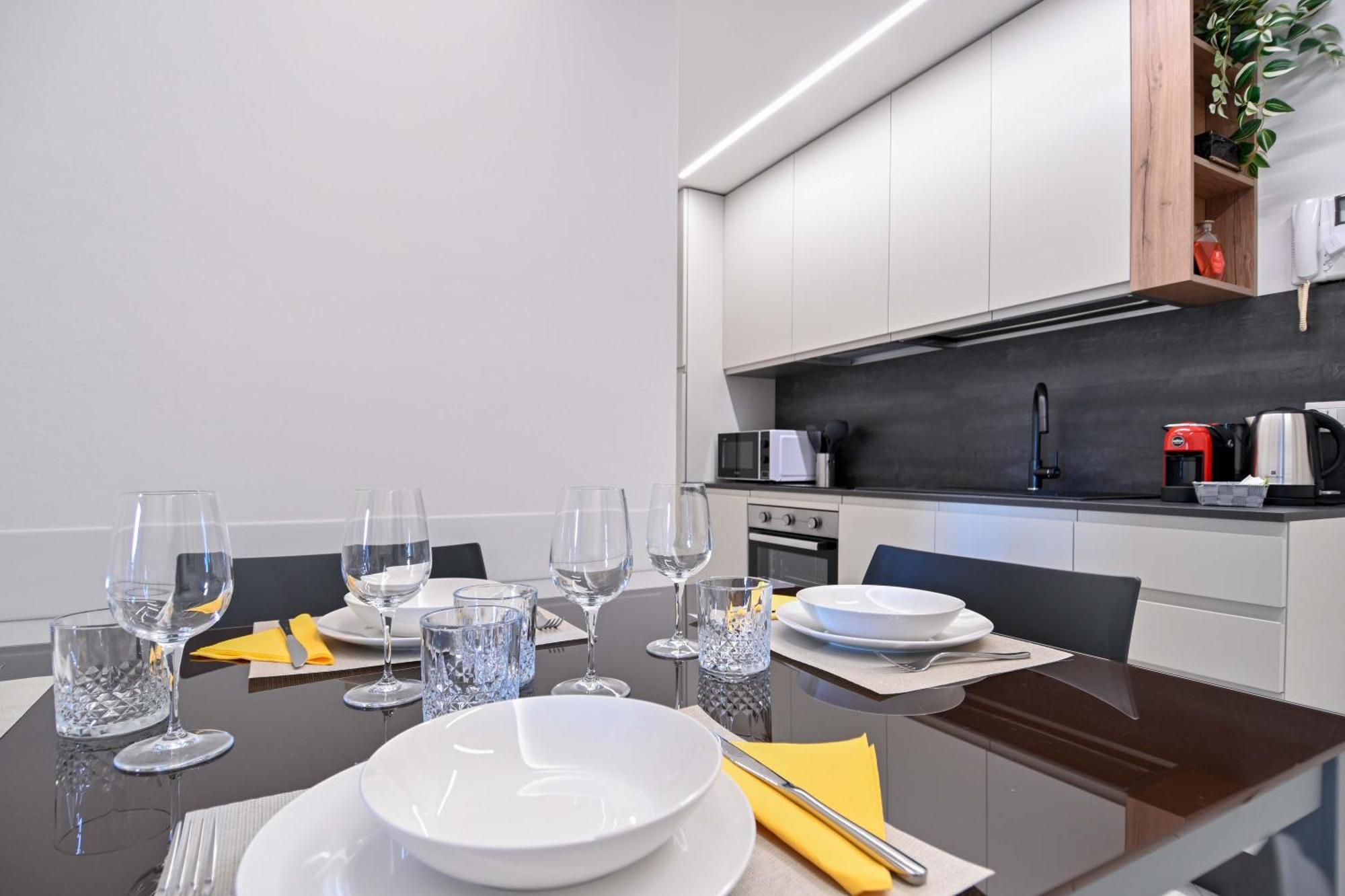 Bilocale Chic, 10 Min Aeroporto Milano-Bergamo, Box Auto E Aria Condizionata Apartment Seriate Ngoại thất bức ảnh